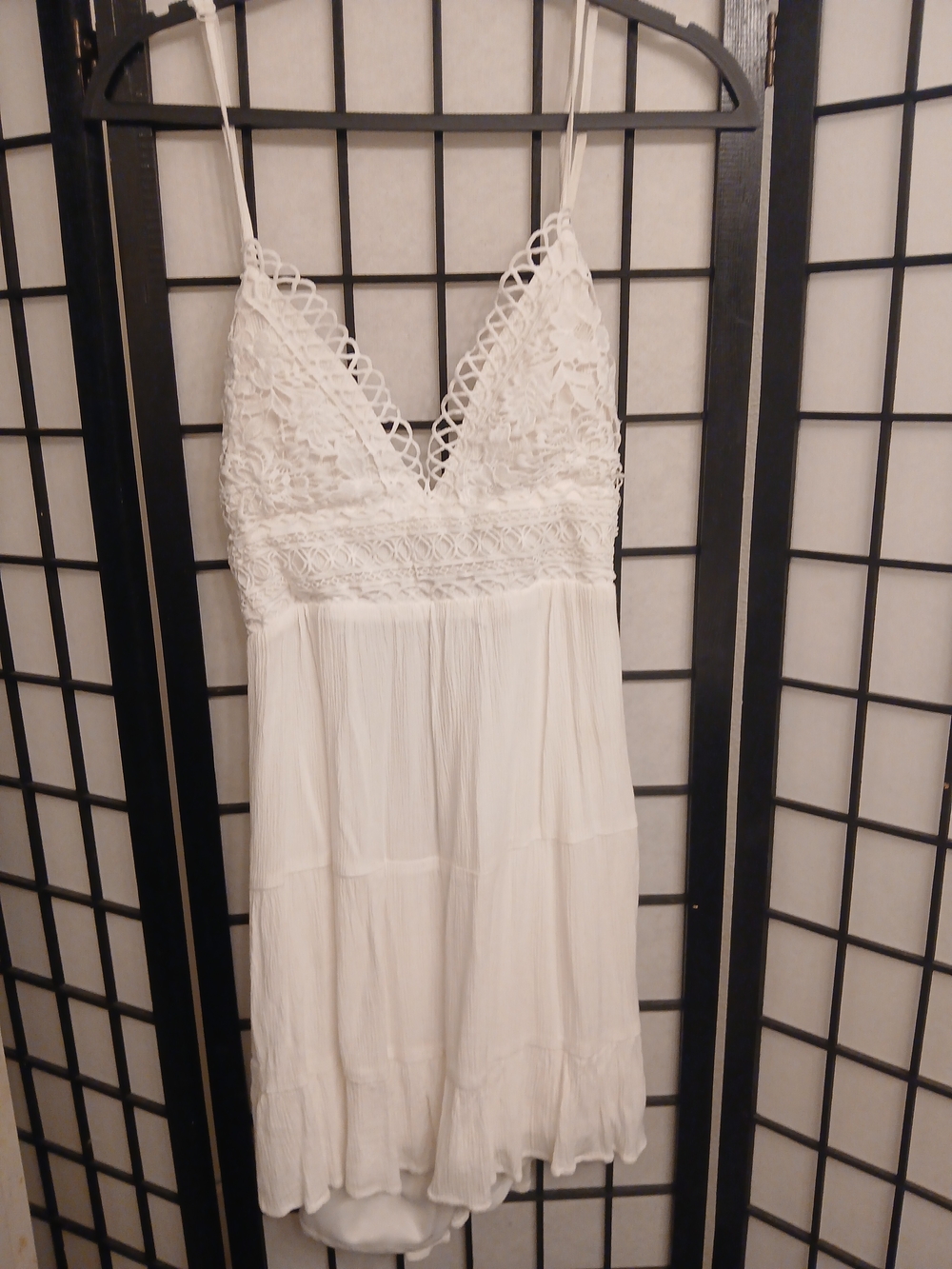 Women’s White Lace Dress